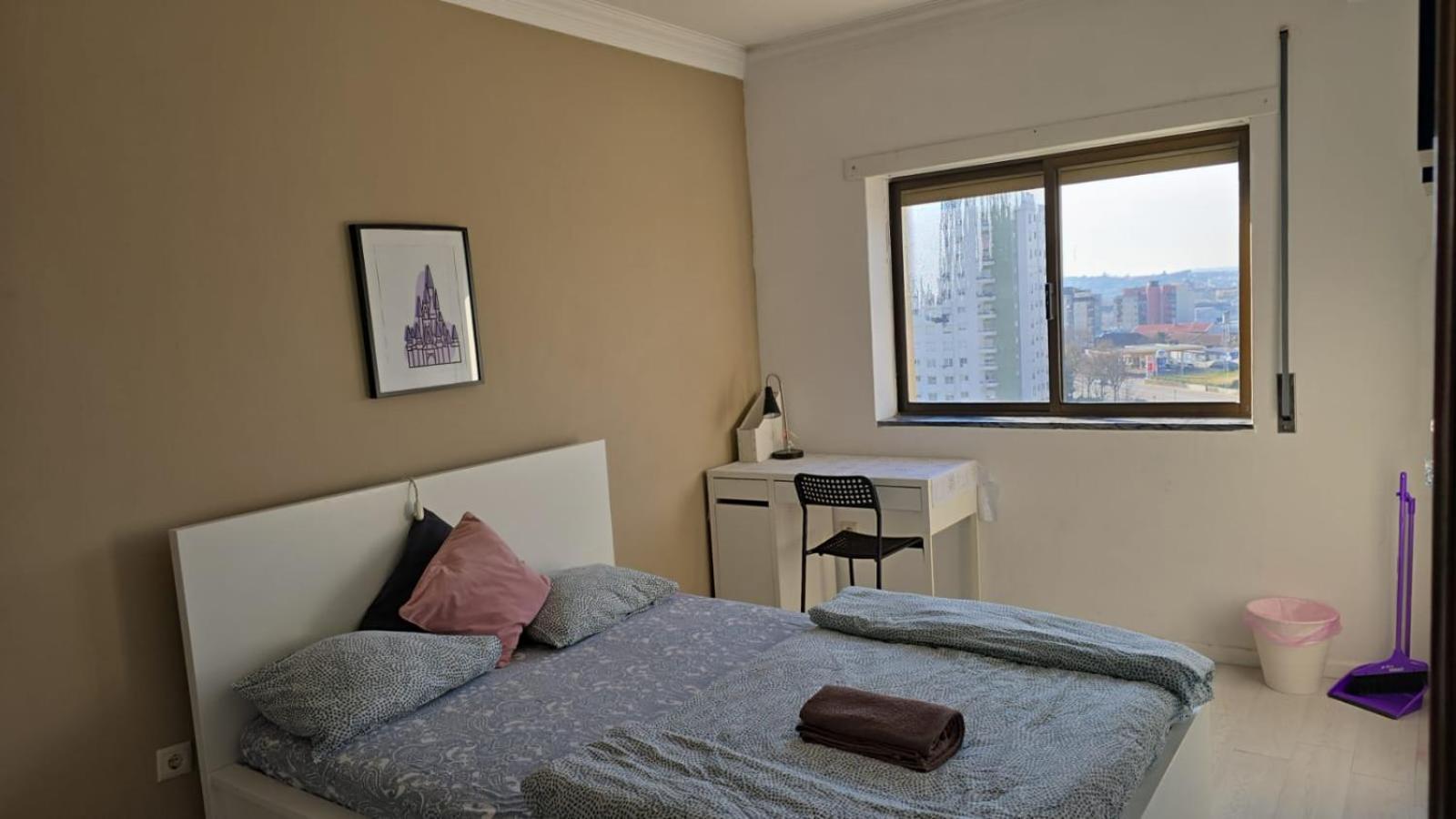 Quarto Familiar Com Cama De Casal Apenas Para Casais E Raparigas Nenhum Homem Individual Braga Eksteriør bilde